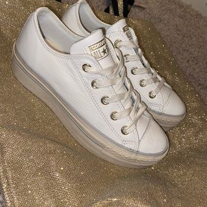 Converse platform limited edition!